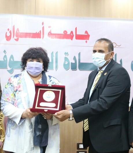 Aswan University President : checks the book fair and stresses on applying all precautionary measures for confronting the emerging corona virus