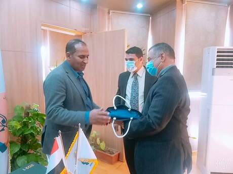 Aswan University President receives the Egyptian University delegation to inspect the educational facilities in preparation for the 2nd semester beginning