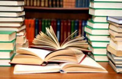 بدء الدراسة بالجامعات