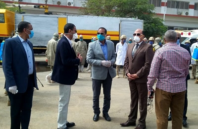 القوات المسلحة تقوم بأعمال الرش والتعقيم بجامعة أسوان