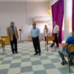 نائب رئيس الجامعة يتفقد لجان امتحانات الوافدين