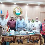 رئيس جامعة اسوان يجتمع : بفريق مشروع منح درجة " دبلومة لطلاب الدراسات العليا فى التغييرات المناخية والقائمة على التعليم والتعلم الهجين