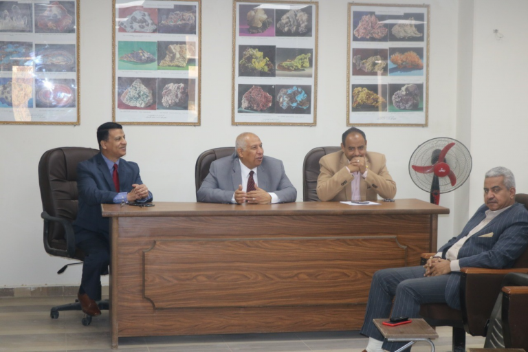 جامعة أسوان : تختتم سلسلة الندوات التعريفية” شباب أسوان يبتكر”
