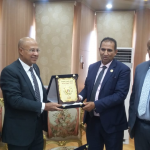 رئيس جامعة أسوان : يشهد توقيع برتوكول تعاون بين كلية التربية الرياضية ومنطقة الصعيد للسباحة