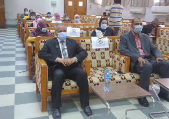 مناقشة رسالة ماجستير للباحث / ناصر محمد شعبان الأستاذ المساعد بكلية التربية الرياضية