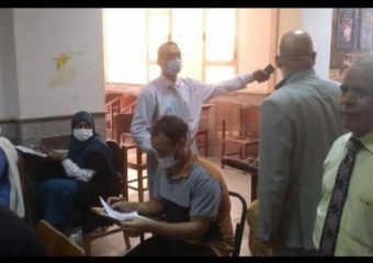 زيارة الأستاذ الدكتور رئيس جامعة أسوان ونائبة الى كلية التربية