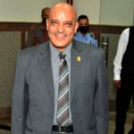 الدكتور أيمن عثمان قائم باعمال رئيس جامعة أسوان