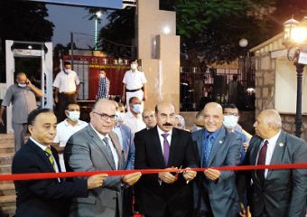 رئيس جامعة أسوان يشهد افتتاح فاعليات المعرض الثاني للكتاب