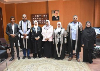 مناقشة رساله الماجستير للباحثة كوثر عبدالرحمن حامد