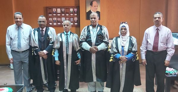 مناقشة رسالة ماجستير للباحثة/الاء عبدالوهاب منزلى