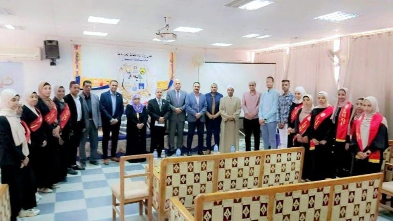 “ندوة بعنوان “القيم الأخلاقية الحميدة في المجتمع المصري
