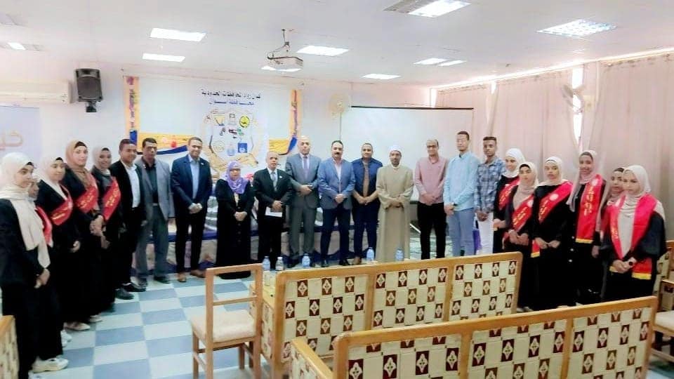 “ندوة بعنوان “القيم الأخلاقية الحميدة في المجتمع المصري