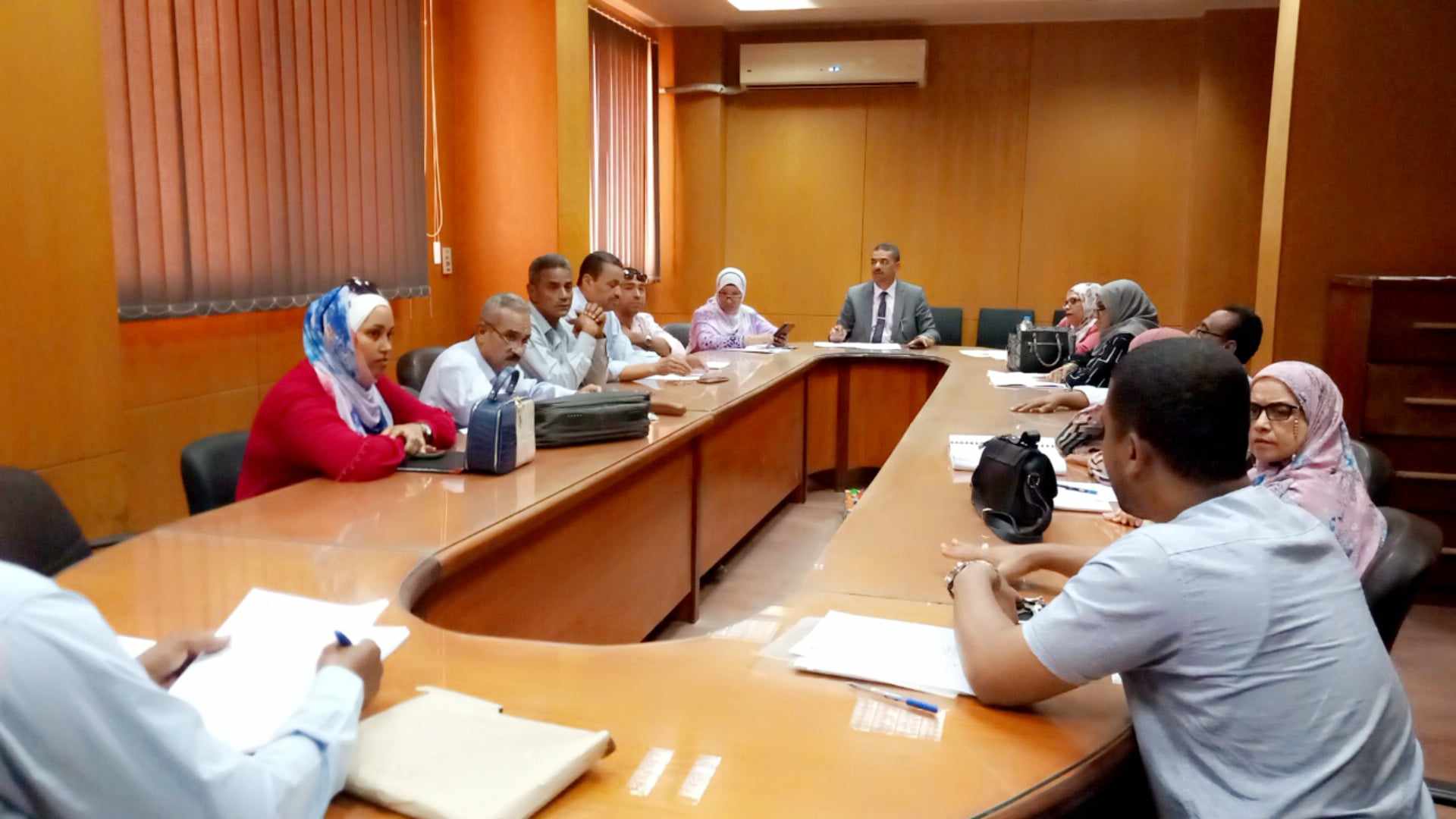 إجتماع خاص باللائحة الجديدة لطلاب كلية التربية