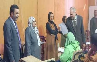 رئيس جامعة أسوان يتفقد لجان امتحانات الفصل الدراسي الأول للعام الجامعي 2025/2024 بكلية التربية